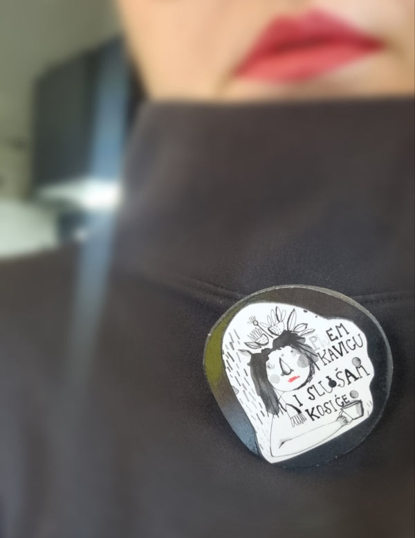 Brooch ...I listen to the little ones...