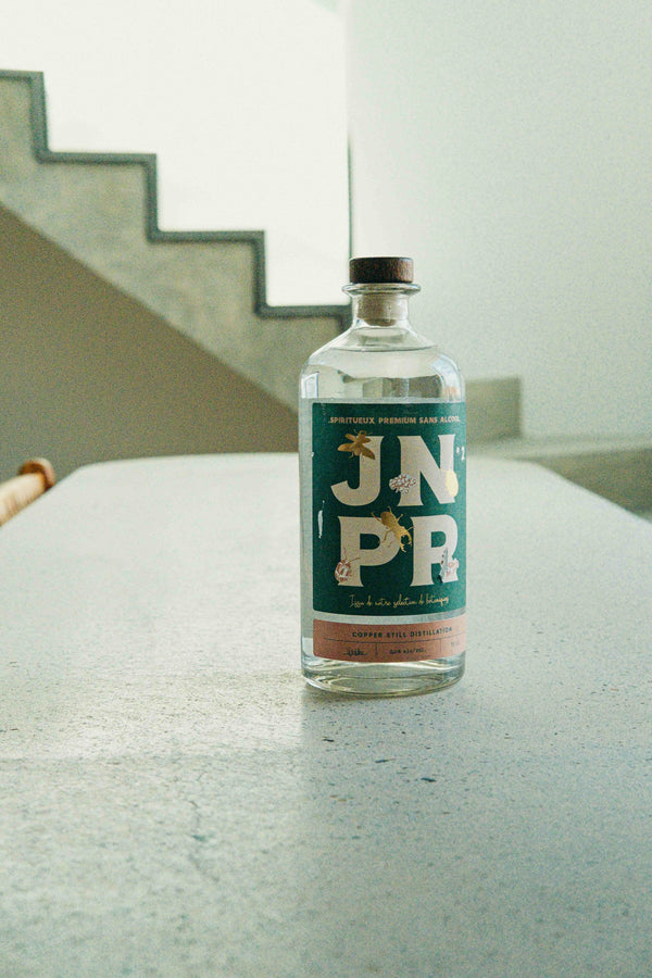 2 bouteilles JNPR n°2 avec défaut