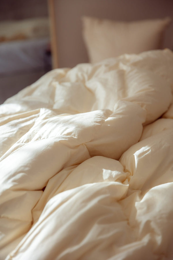 Lugi Blanket (down, feathers)