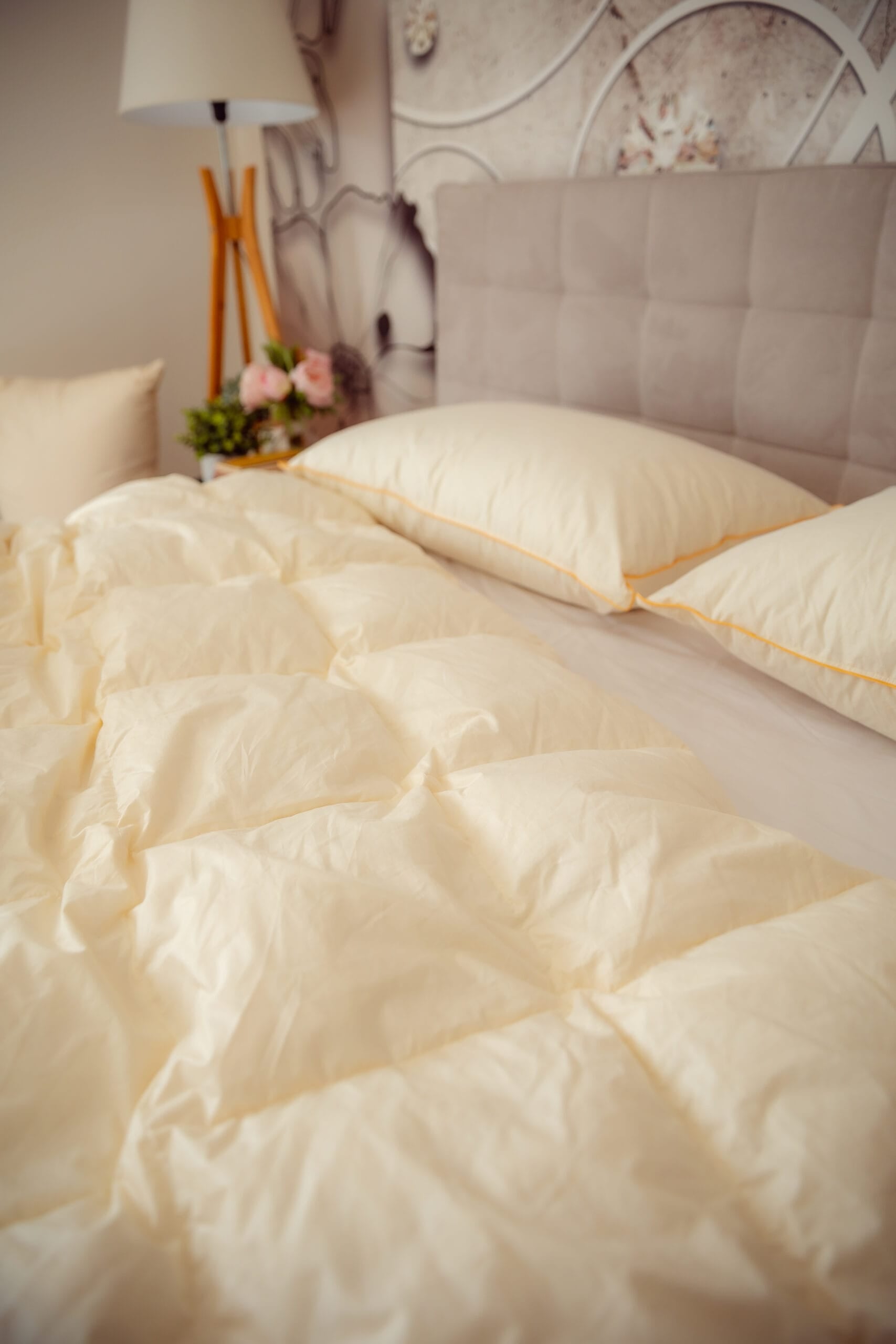 Lugi Blanket (down, feathers)