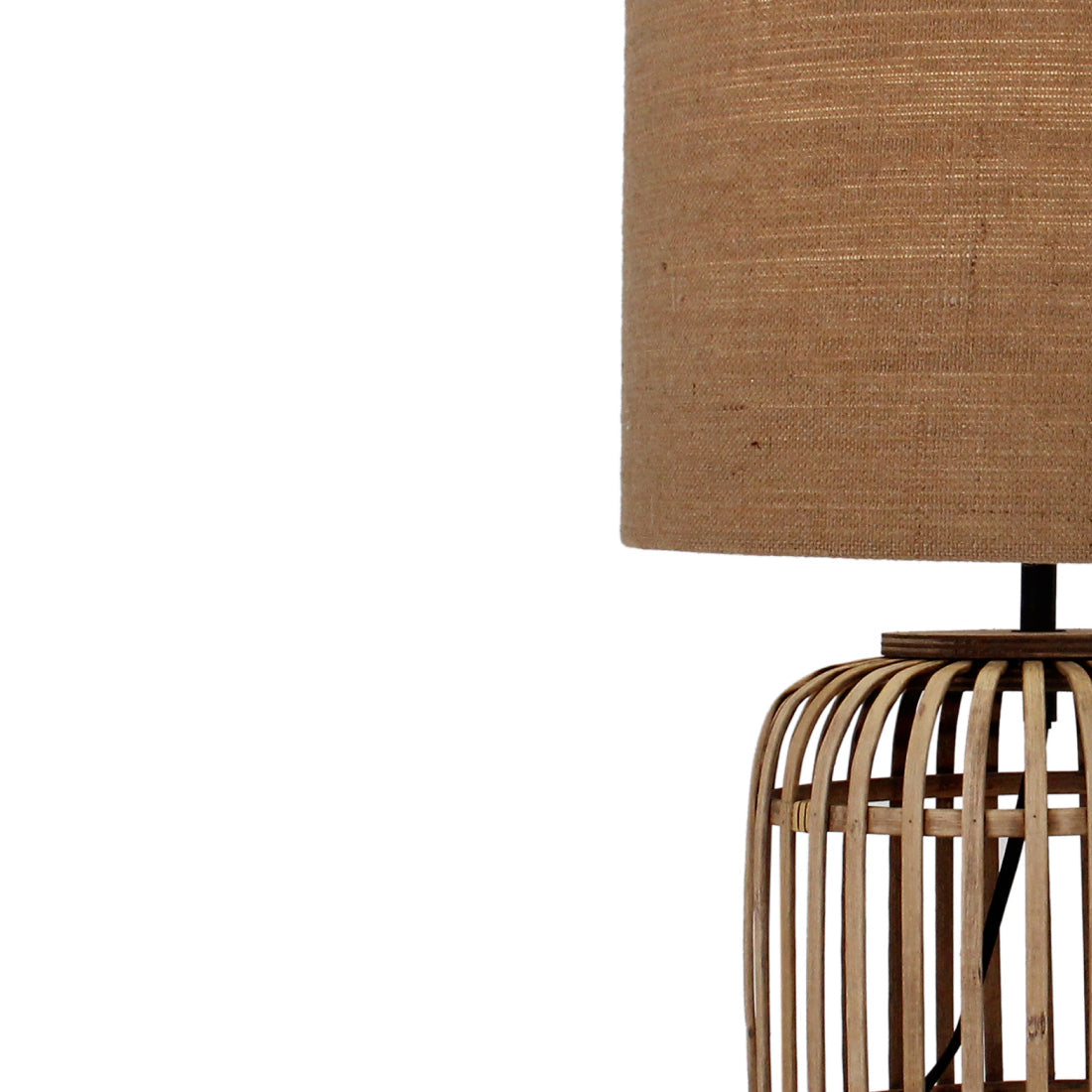 Lampada da Tavolo Intrecciata Vari – Bambù – Nera o Naturale – 2 Dimensioni – E27 – Atmosfera Boho Elegante