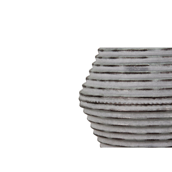 Kompakte Various Tin Lampe mit zeitlosem silbernen Design