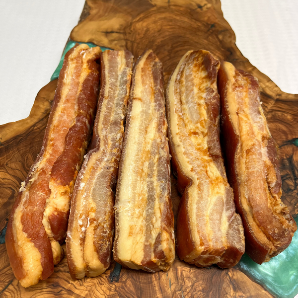 700 g of Slow-Roasted Pork Cracklings