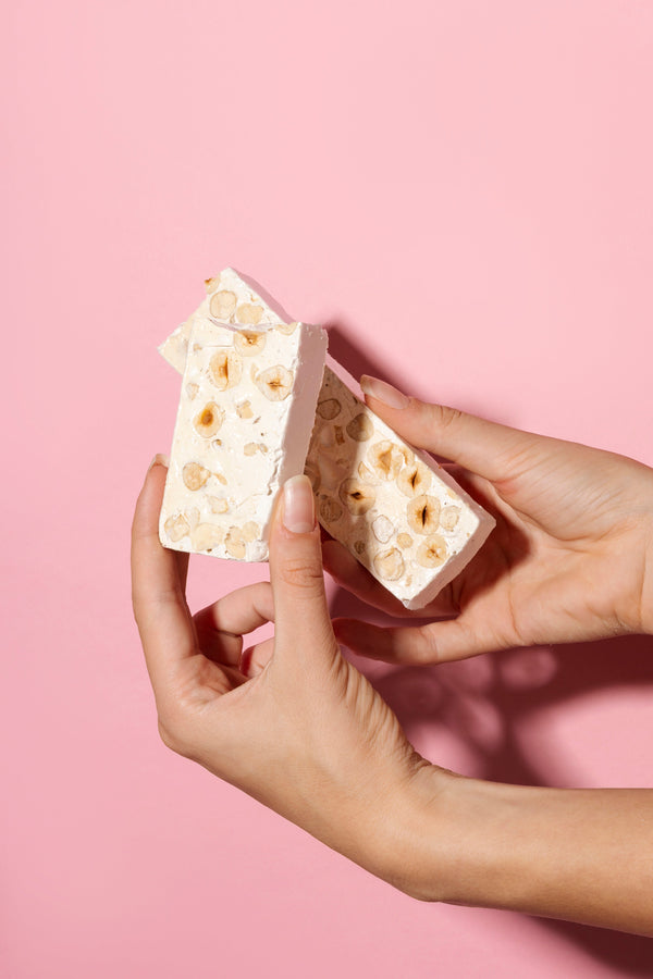 1 confezione di Torrone Friabile con Nocciola Piemonte IGP (100g) - Tastëlanghe Azienda Agricola