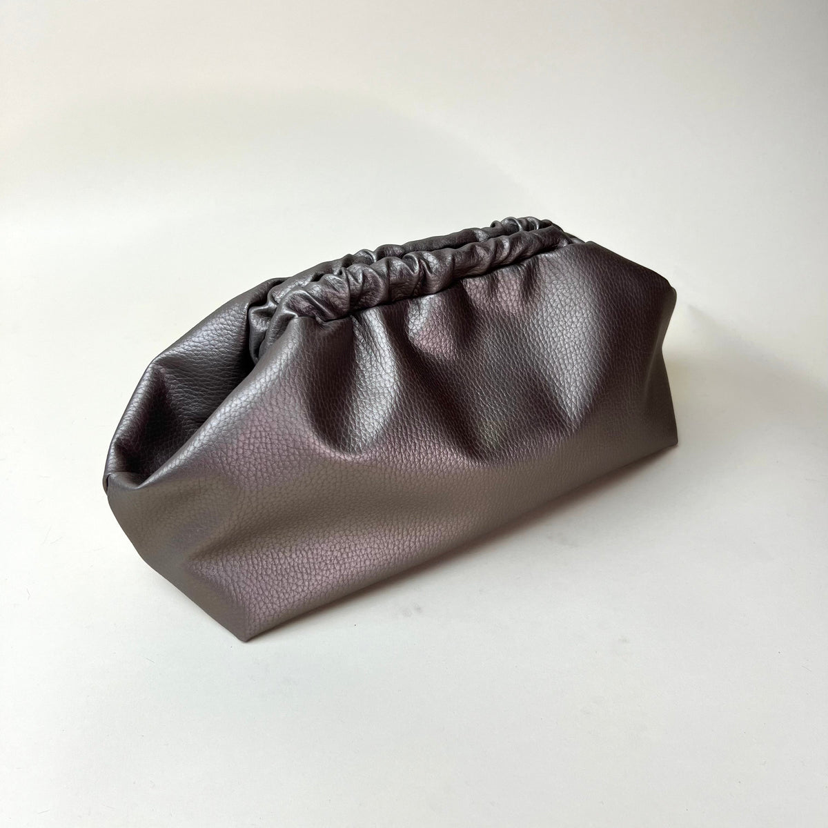 Bolsa de Eco-Couro Martelado