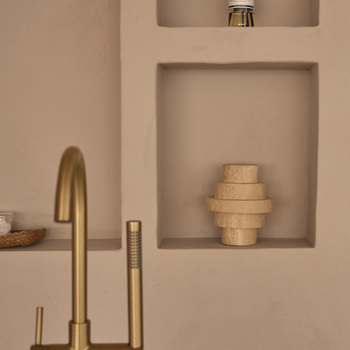 Travertine Agano Vaas M