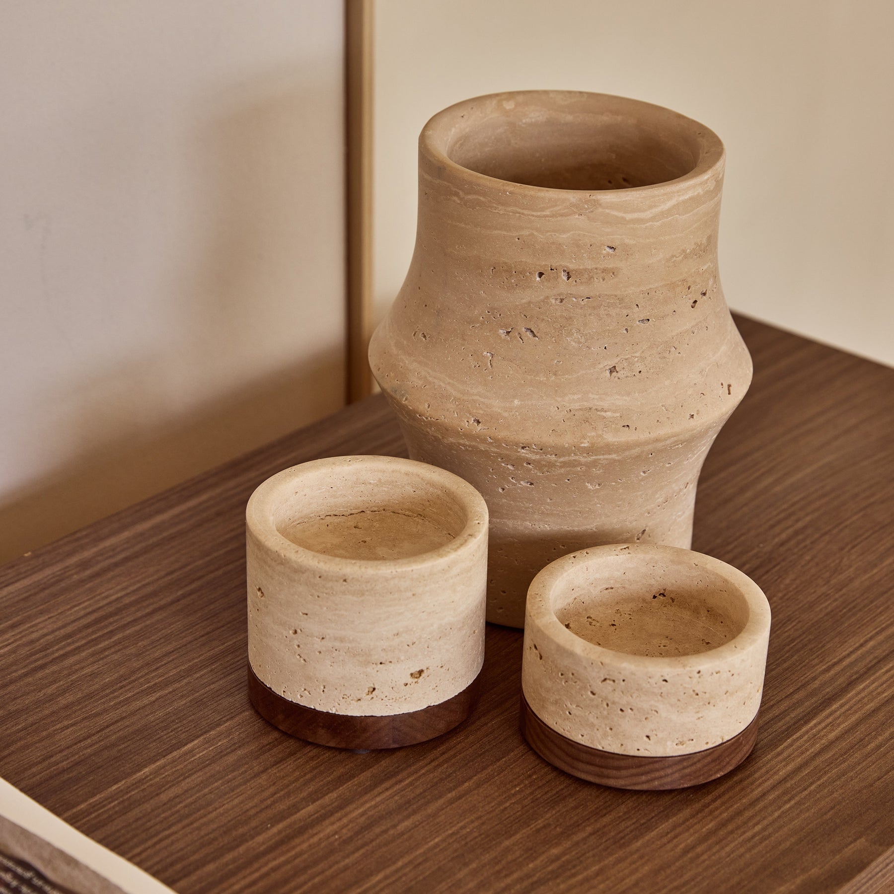 Travertine Candle Holder M Ø9.5x6.5cm incl. Wooden Base