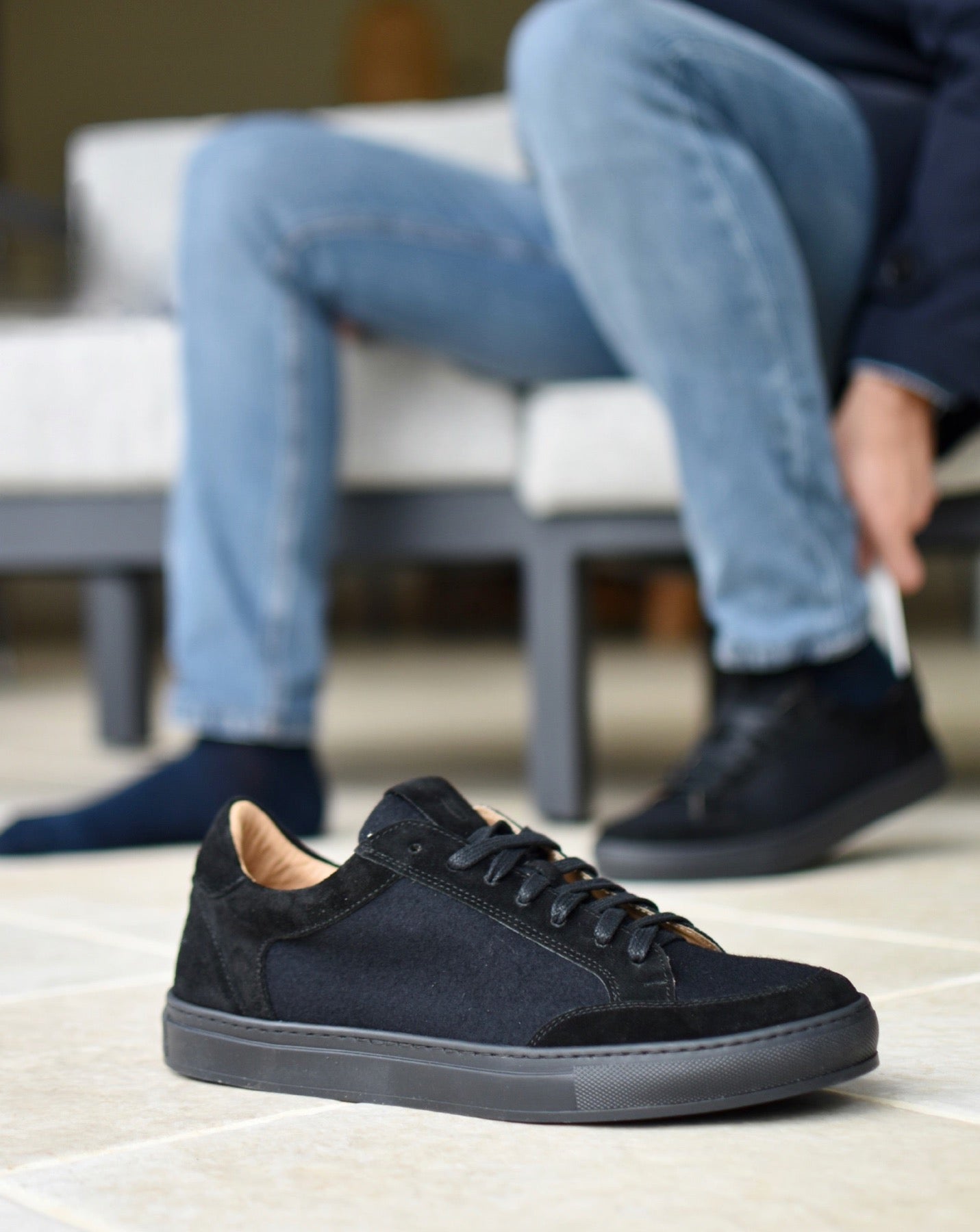 UMBERTINA - Volledig Zwart