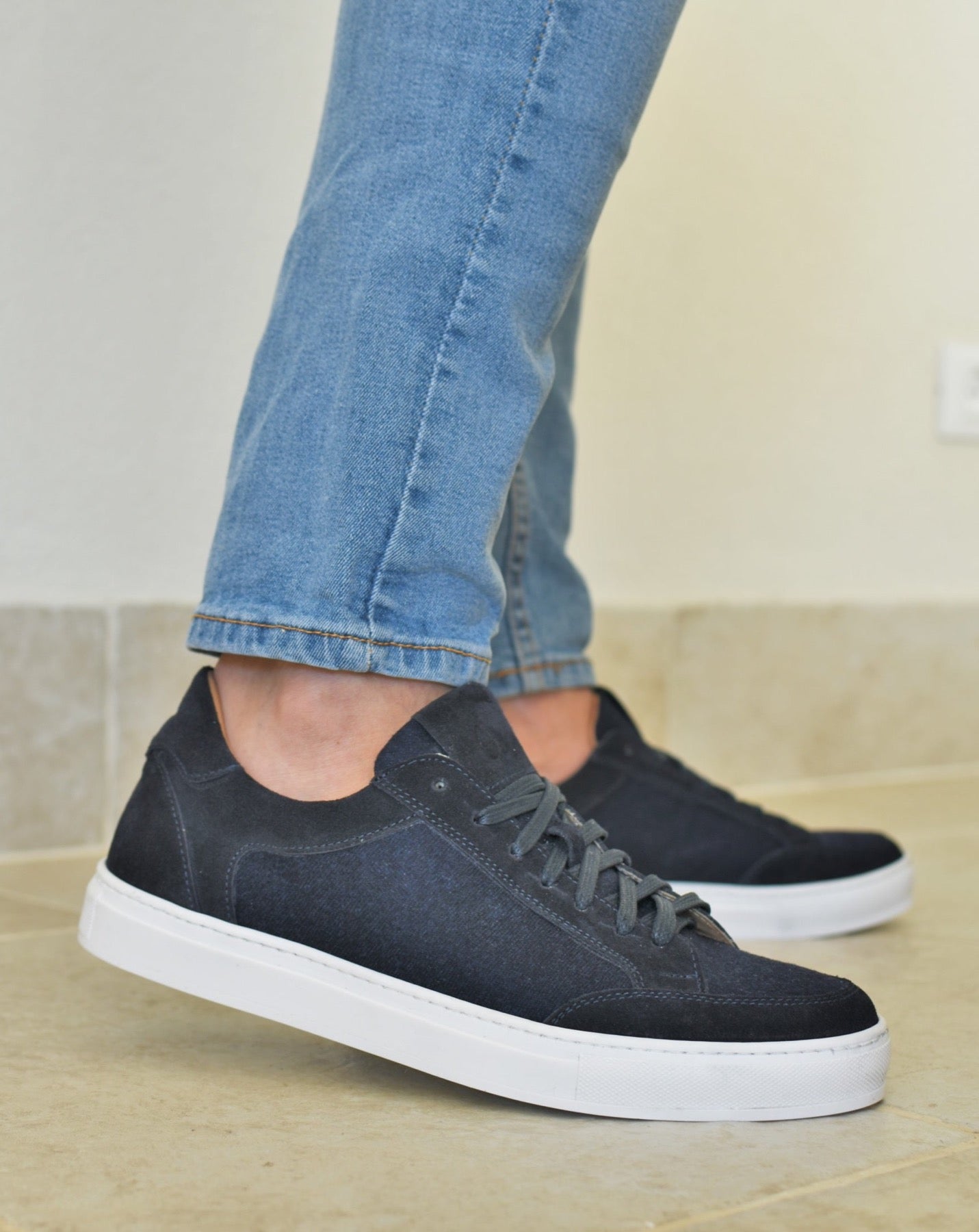 UMBERTINA - Temno modra