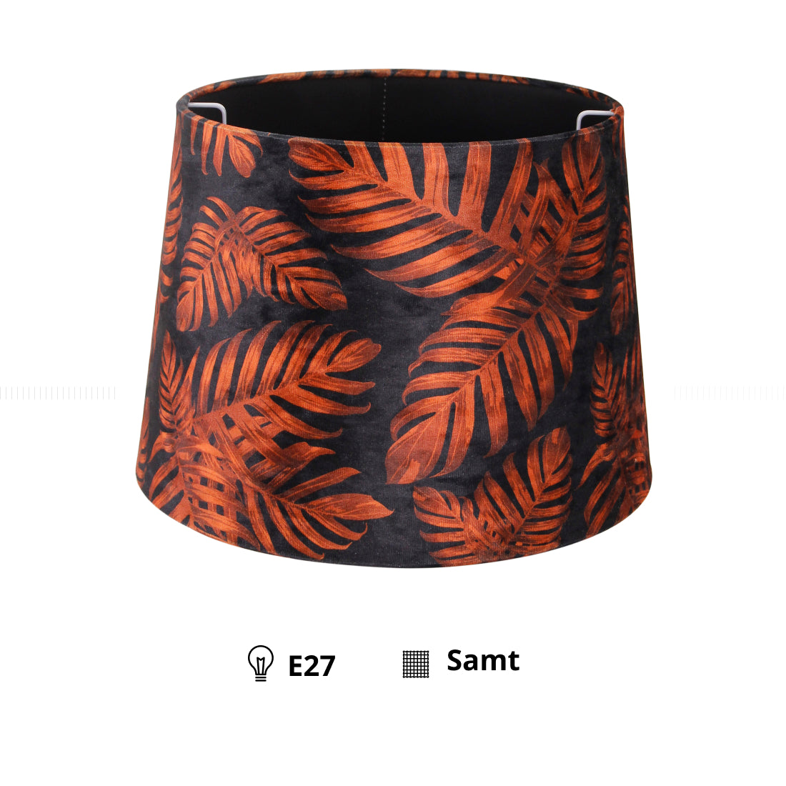 Sfeervolle lampenkap van fluweel die zorgt voor een warme en zachte lichtinval.