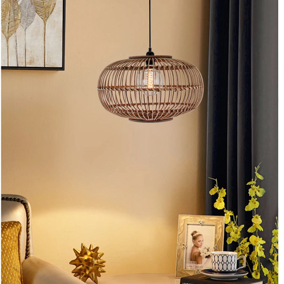 Detailaufnahme des Bambus-Lampenschirms der Woven Pendelleuchte