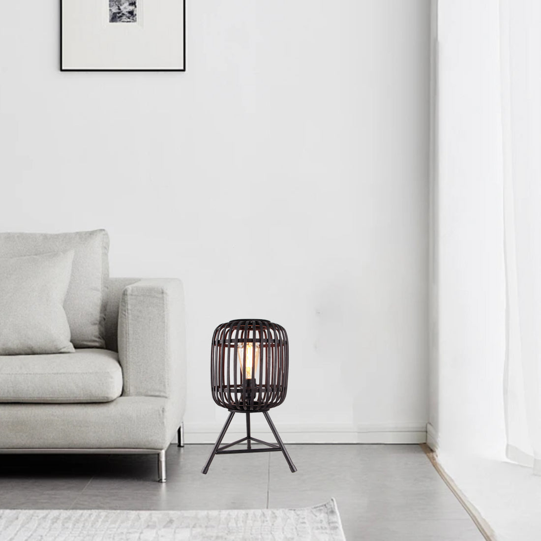 Kompakte Rattan-Tischlampe in Schwarz für Wohnzimmer