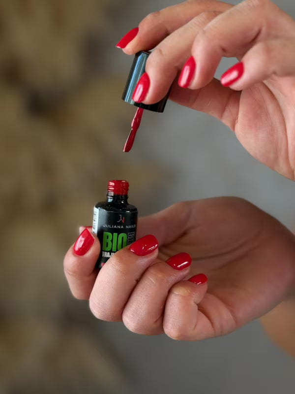 BioBased Long-Lasting Nail Polish - Chili Red 6ml