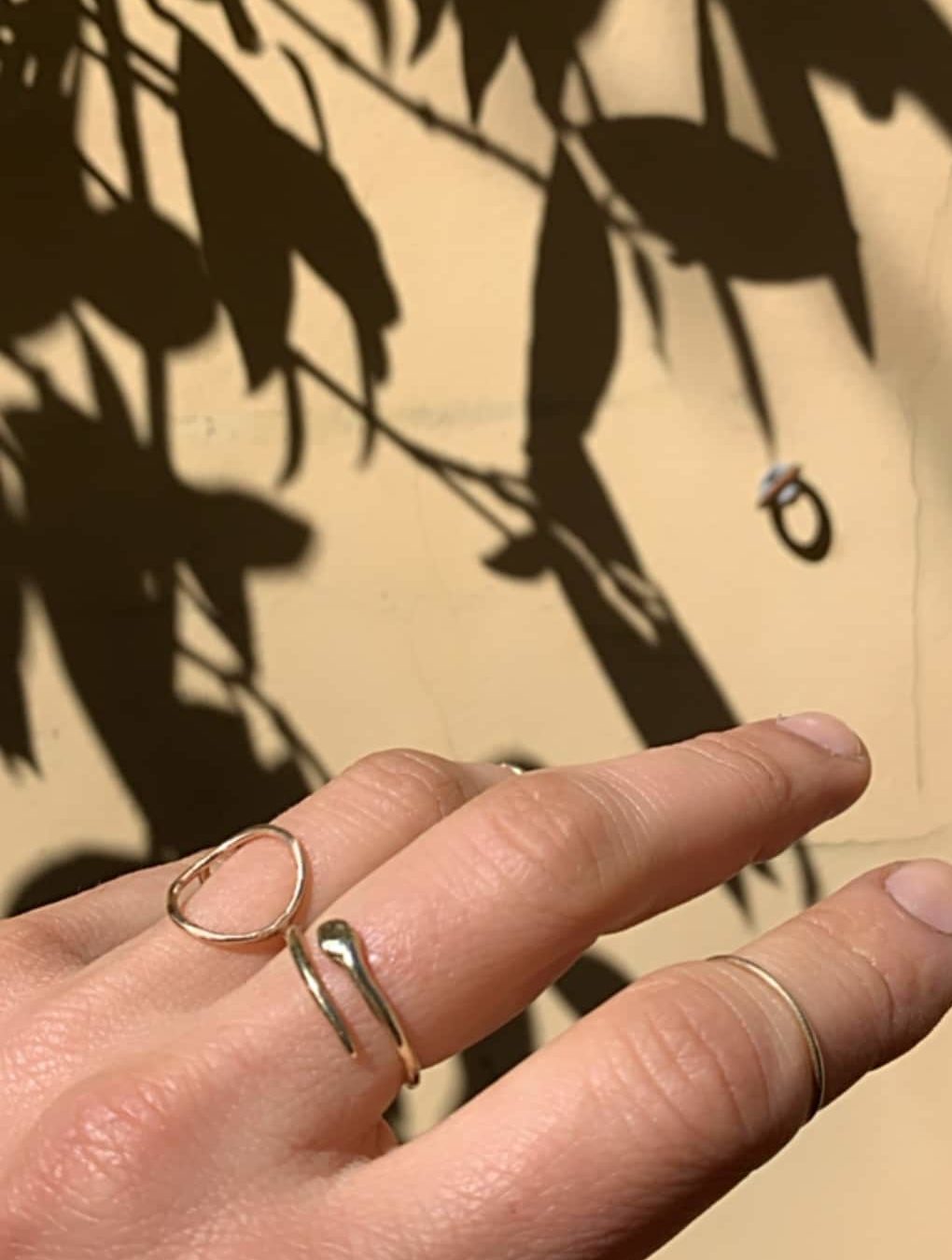 KARMA - RING WITH CIRCLE - 18CT GOLD