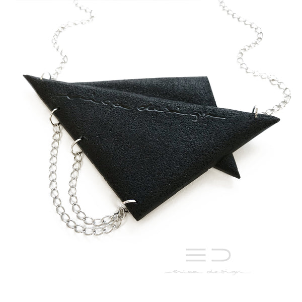 asymmetric | black - textured silver