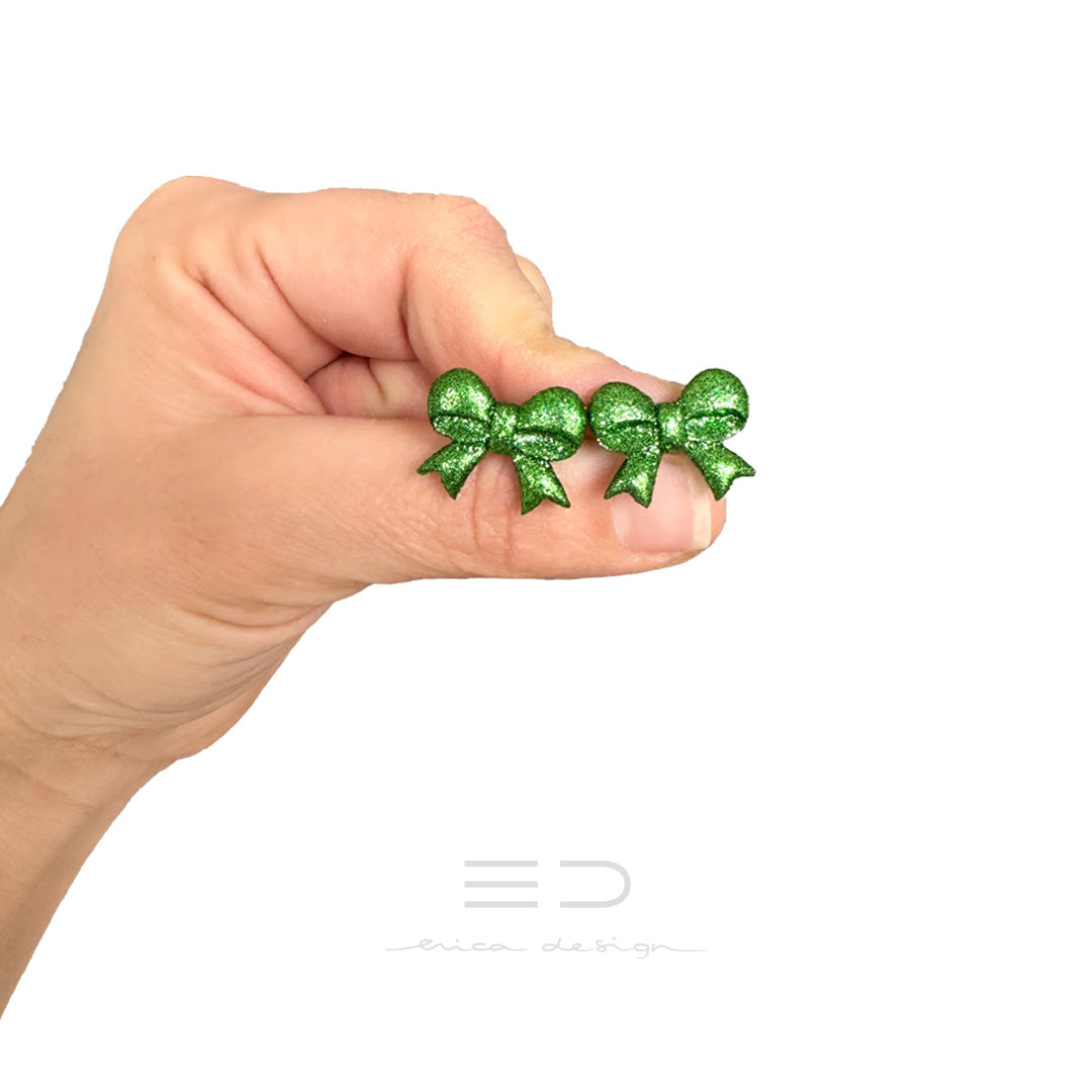 bow | green glitter
