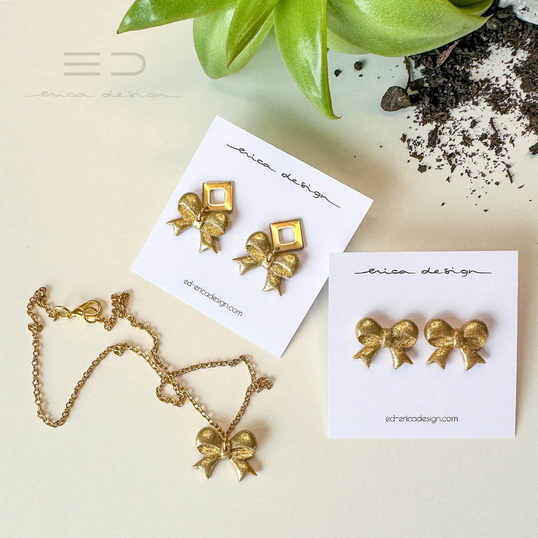 bow | gold