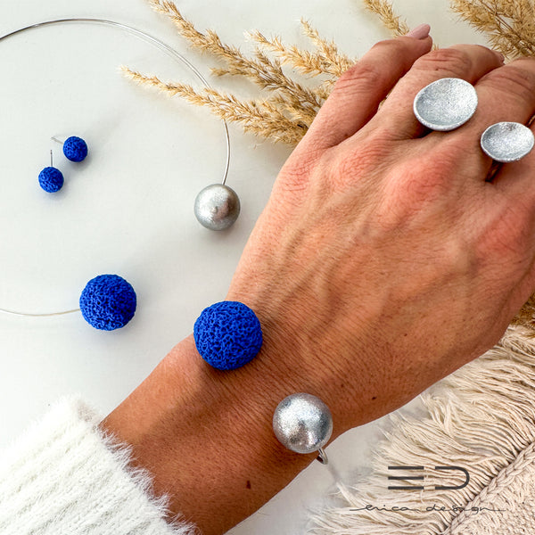 bulb | royal blue silver
