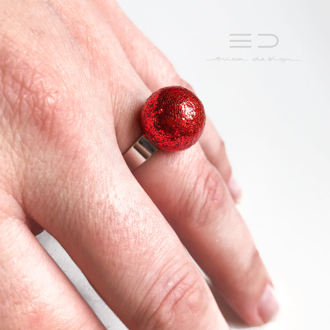 bulb | red glitter
