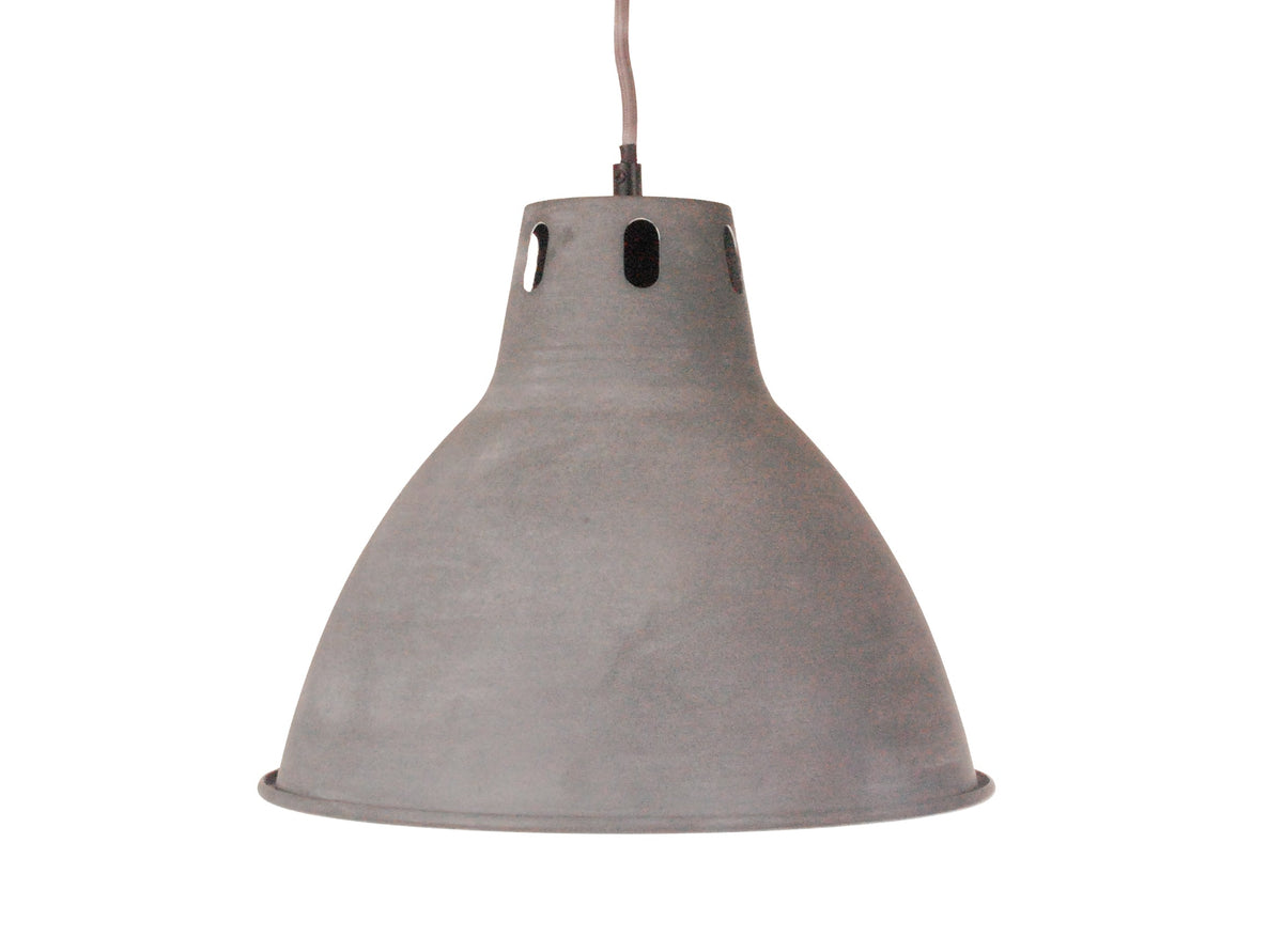 Deze detailfoto toont de Cucina hanglamp in grijs met een moderne uitstraling. Perfect voor een sfeervolle keuken.