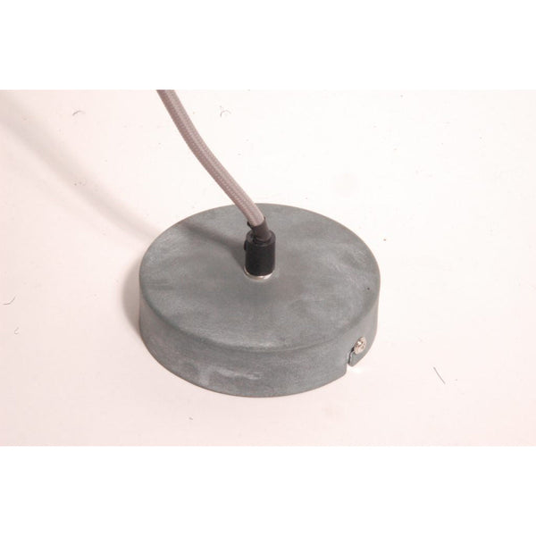 Gedetailleerde weergave van de grijze Cucina hanglamp. Deze moderne lamp voegt een eigentijdse sfeer toe aan je interieur.