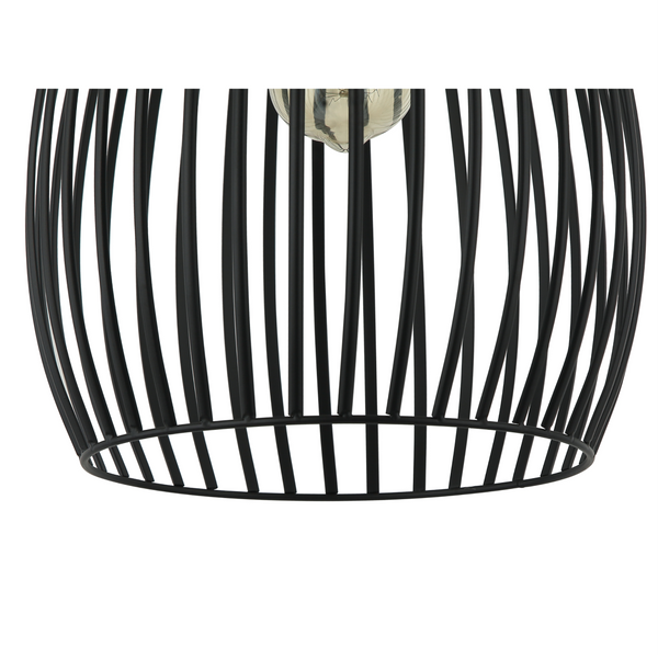 De Rho hanglamp in zwart metaal voegt een industrieel accent toe aan je interieur. Perfect voor een moderne sfeer.