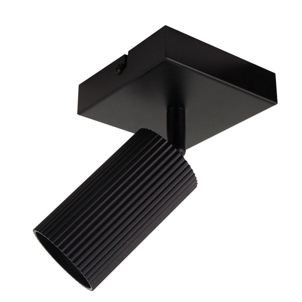 De zwarte Rigo plafondlamp van metaal geeft een moderne uitstraling aan elk interieur. Perfect voor sfeervolle ruimtes.