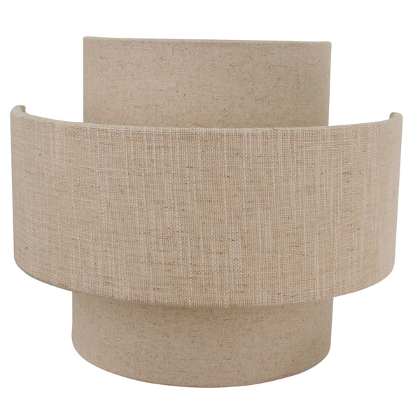 De beige Trilo wandlamp met een Japandi stijl voegt een warme sfeer toe aan elke ruimte.