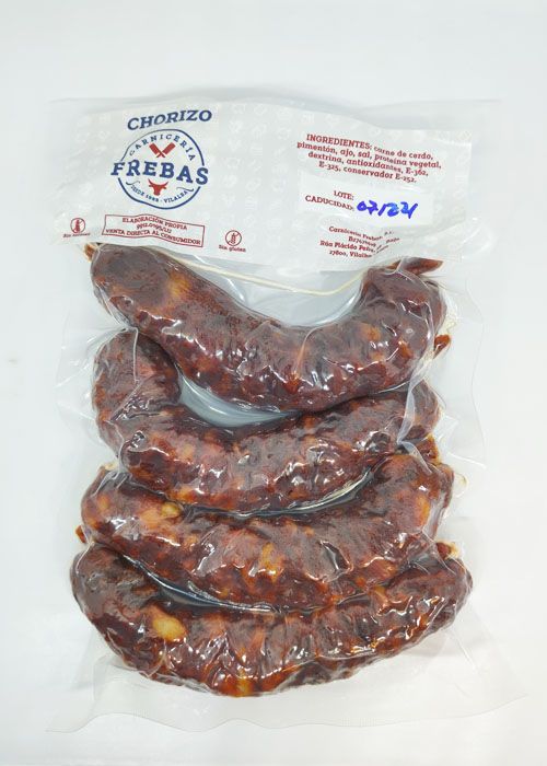 chorizos gallegos curados