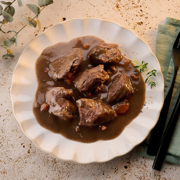 Civet de Chevreuil avec Sauce Grand Veneur