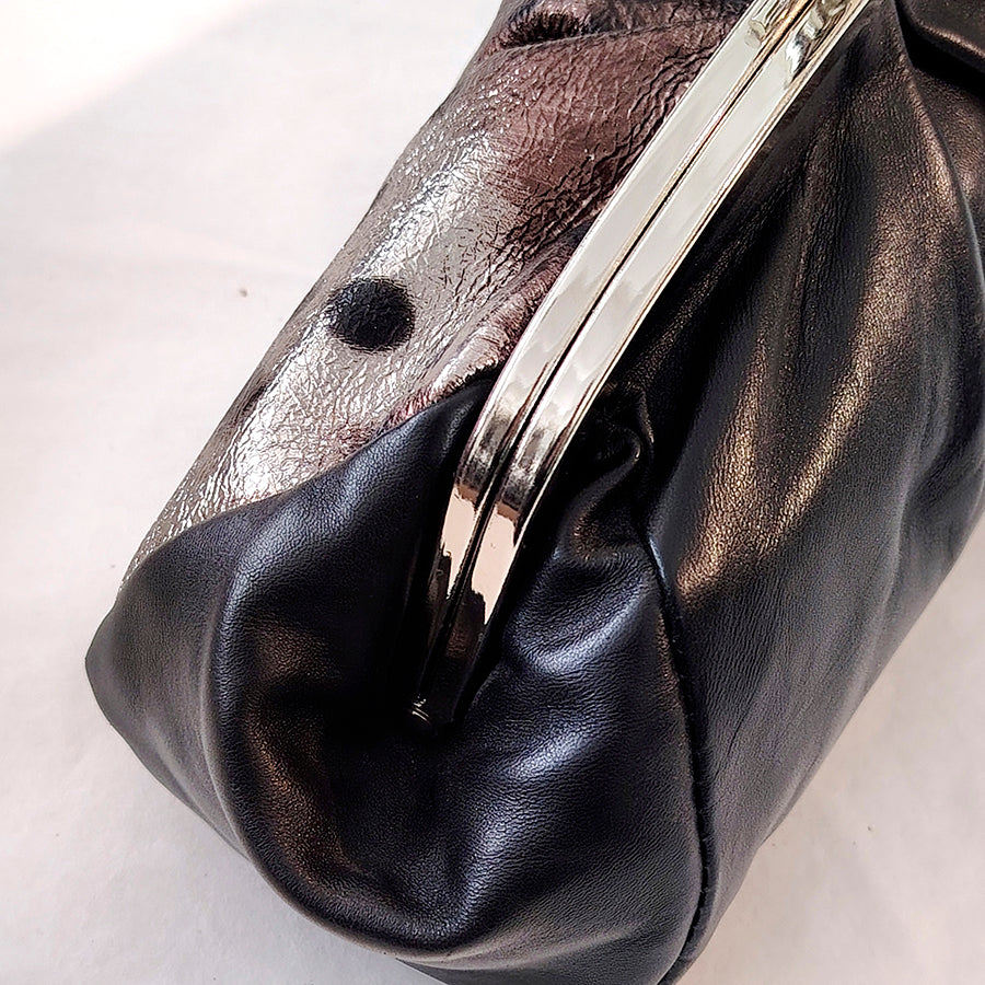 CLUTCH - Laminated leather clutch with bronze lynx print