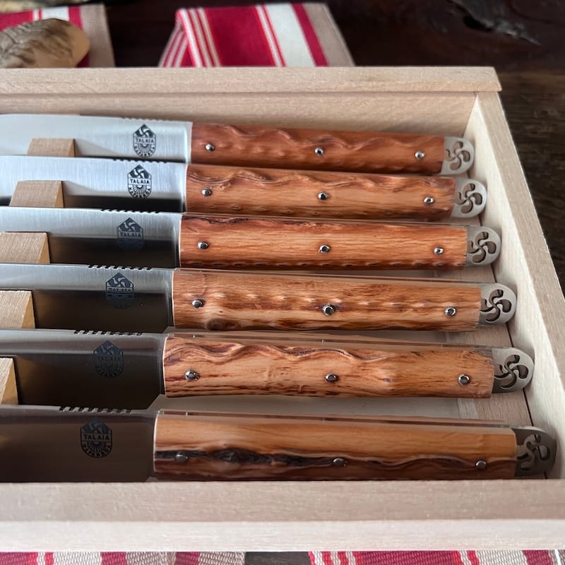 coffret couteau basque iraty neflier 00004
