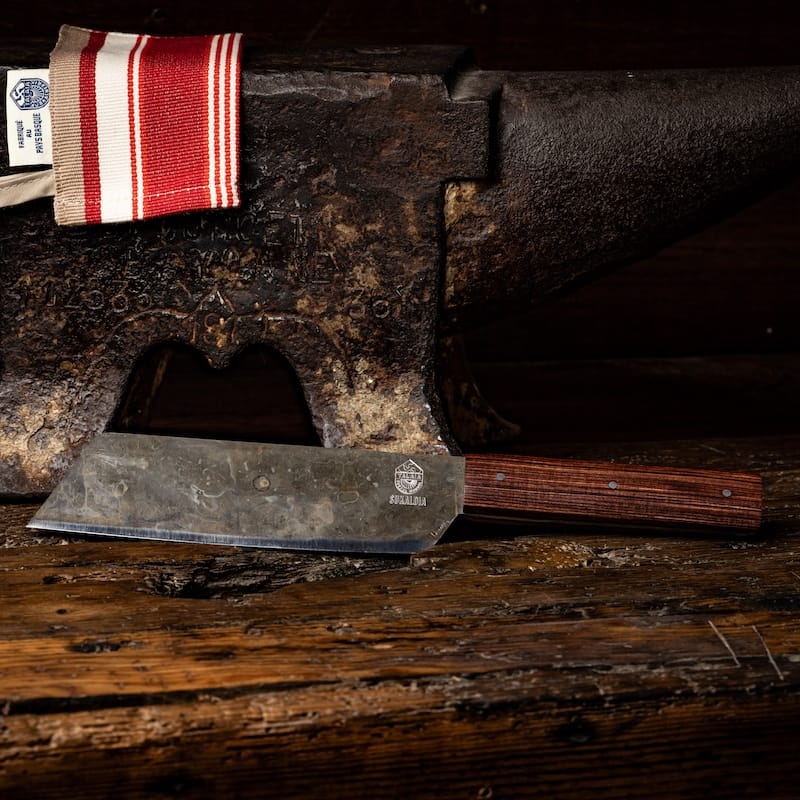 sukaldia couteau basque de cuisine violette