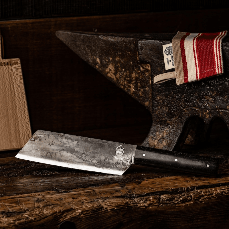 couteau-basque-de-cuisine-sukaldia-coutellerie-basque-traditionnel-artisanal-bois-de-ebene
