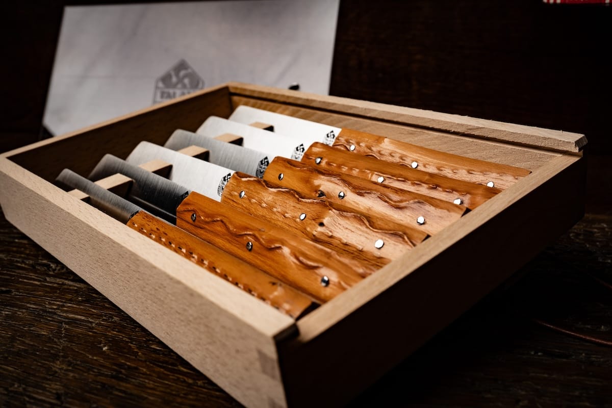 couteau basque de table 43