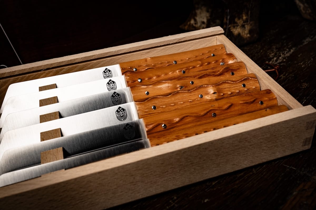 couteau basque de table 44