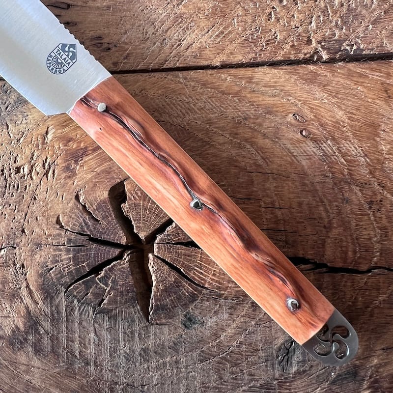 Iraty - couteau de table basque en bois de néflier - coutellerie TALAIA Anglet