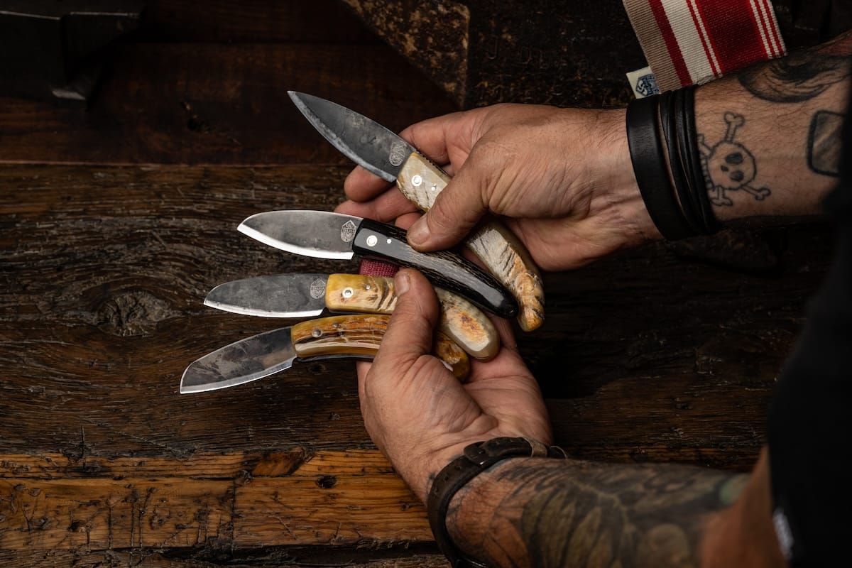 couteau-du-berger-basque-traditionnel-pliant-authentique-anglet-paysbasque-eric-burel-etchegoin-coutelier-basque