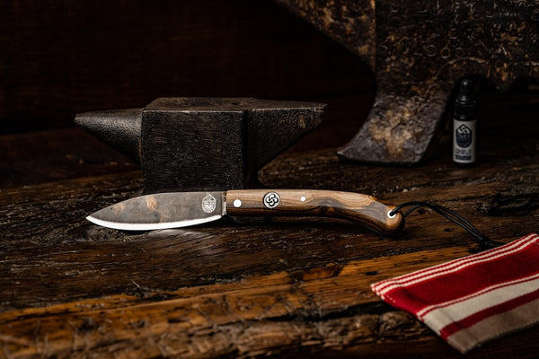 couteau-basque-du-berger-nafarroa-coutellerie-talaia-basque-traditionnel-artisanale-bois-de-pistachier-argent