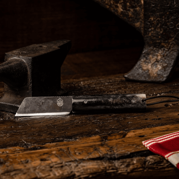 couteau-basque-mini-handia-coutellerie-basque-traditionnel-artisanal-lame-acier-carbone-corne-de-manech-1