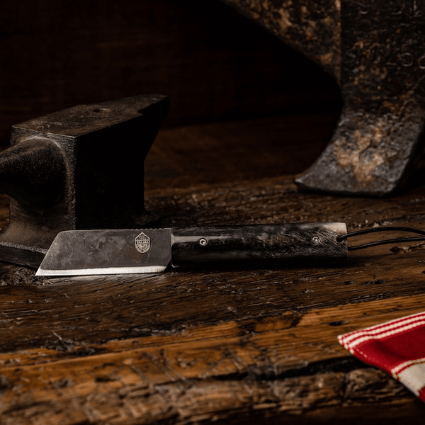 couteau-basque-mini-handia-coutellerie-basque-traditionnel-artisanal-lame-acier-carbone-corne-de-manech-1