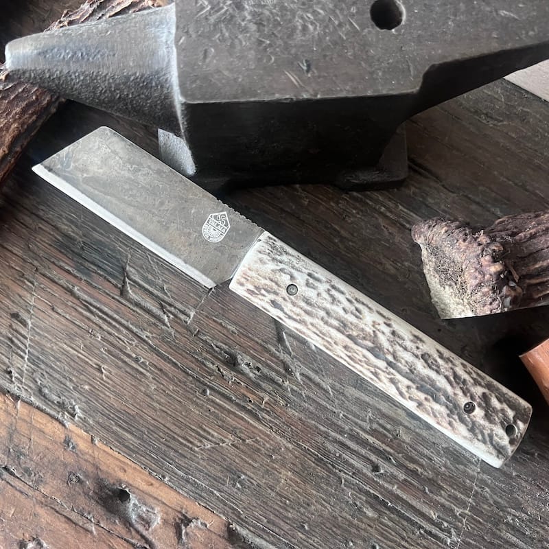 couteau basque pliant handia talaia cerf carbone 00001
