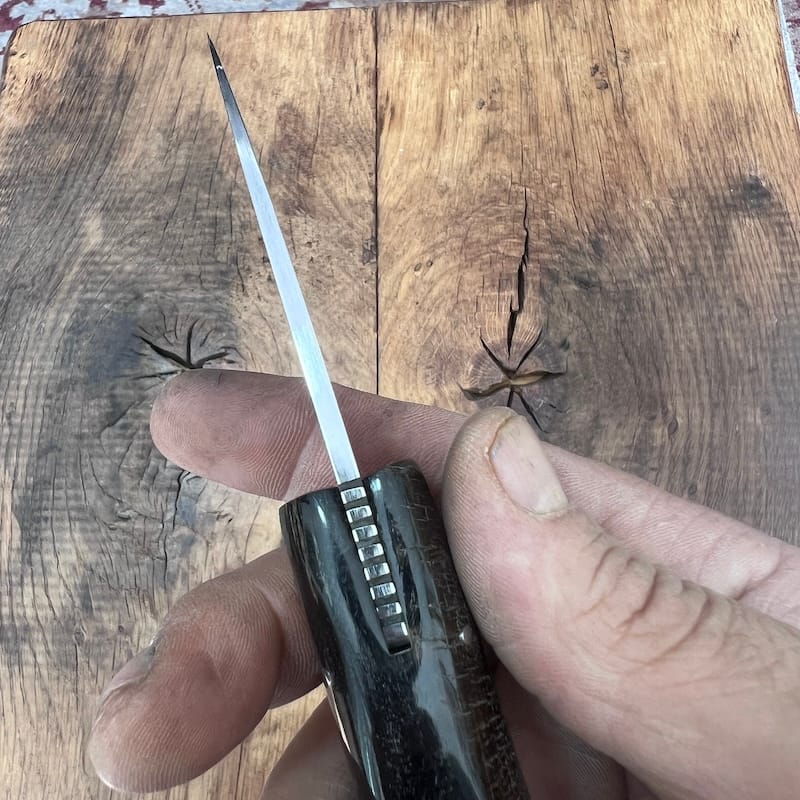 couteau-du-berger-nafarroa-en-corne-de-buffle