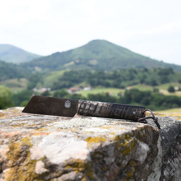 Couteau HANDIA corne de manech