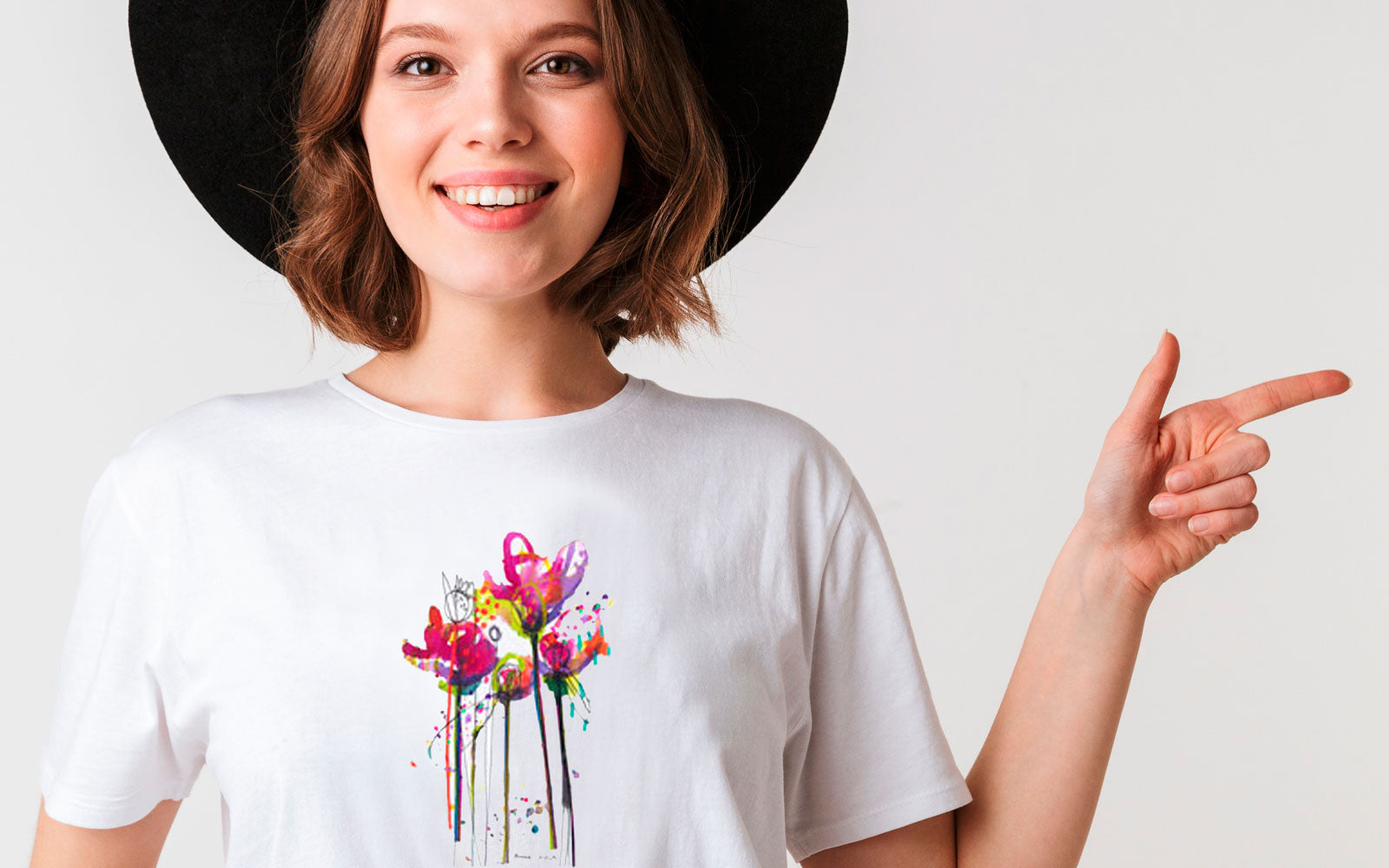 L/structured women's t-shirt / PEONIES