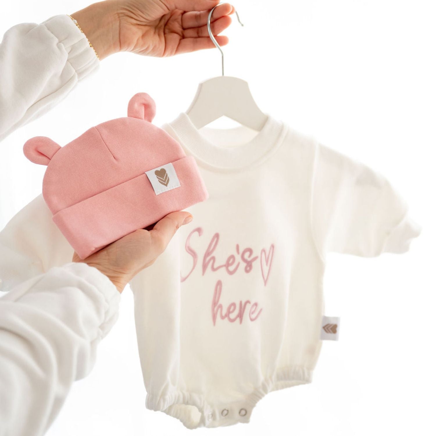 He/She Is Here Gift Set