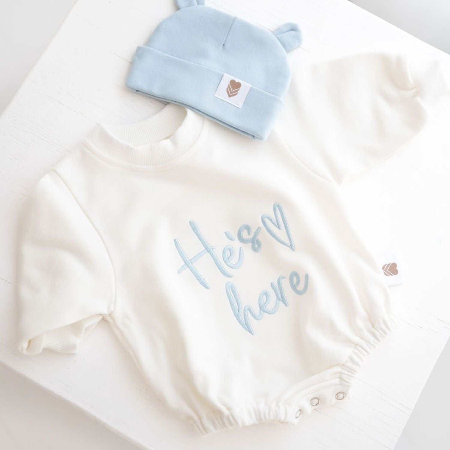 He/She Is Here Gift Set