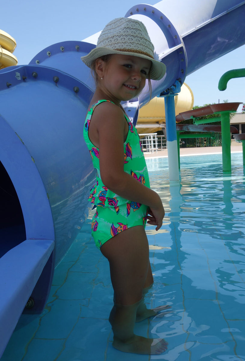 Girls' One-Piece Swimsuit IKAB with Ruffles on the Back Fish Green
