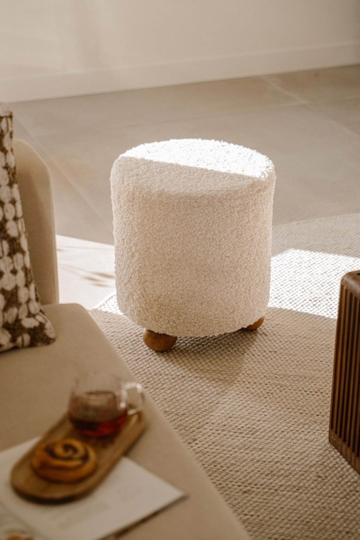 Indore Home - Suus - Pouf - Ottoman - Beige