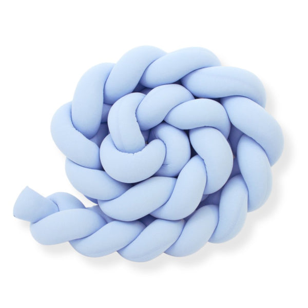 Enojna obroba za otroško posteljico PUFFI® – Baby Blue, mehka pletena kitka